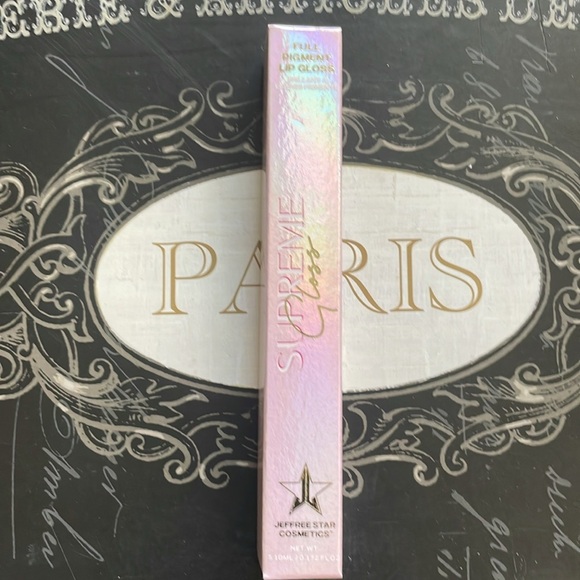 Jeffree Star cosmetics SUPREME GLOSS in the color Weirdo black - Picture 3 of 7